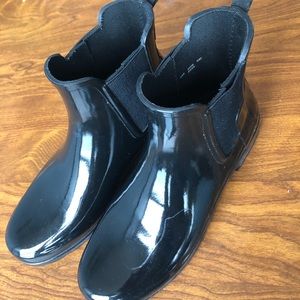 Hunter Chelsea Refined Black Gloss Boots